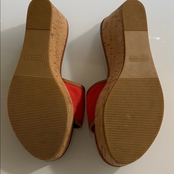 COACH designer leather weather♥️🥰❤️ - Picture 3 of 4